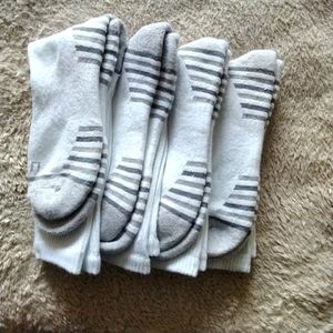 4 PAIRS CALF U.S.A. SOCKS